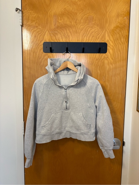lululemon athletica Tops - Lululemon gray scuba cropped hoodie